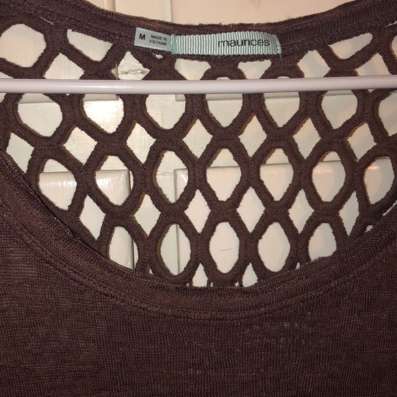Detailed back blouse - Picture 2 of 3